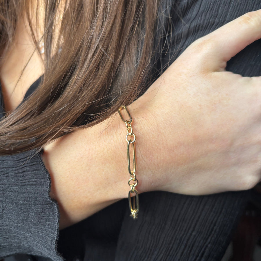 9ct Gold Figaro paper link Bracelet