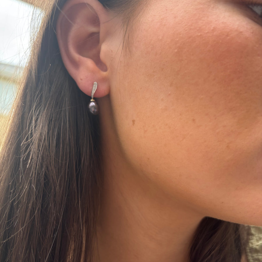 9ct Yellow Gold Black Pearl Diamond Earrings