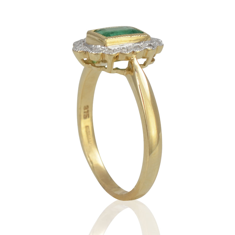 Emerald & Diamond Ring