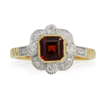 Garnet & Diamond Ring