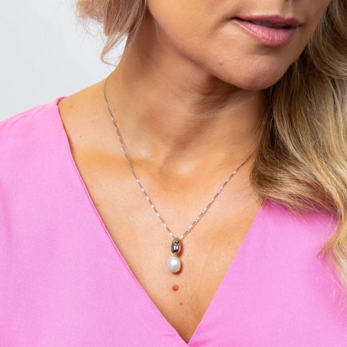 Fiorelli - Droplet Pendant with Pearl