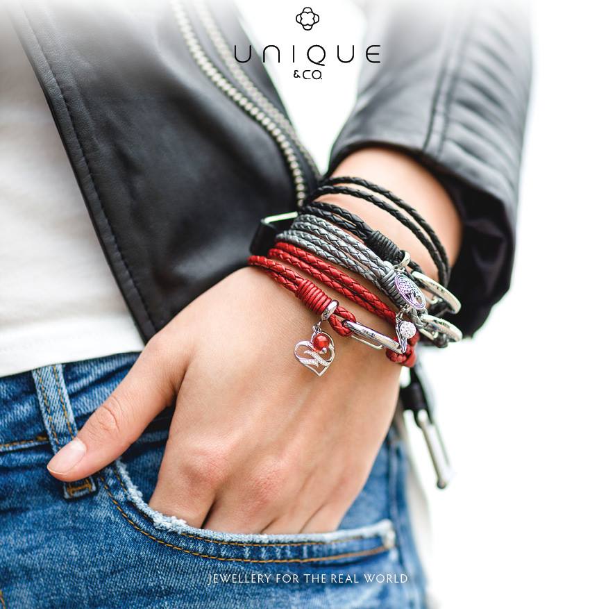 Unique & Co - Ladies Antique Cyclamen Leather Bracelet