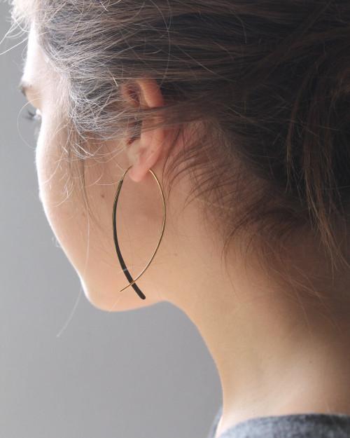 Mary-K - Gold Crossover Earrings