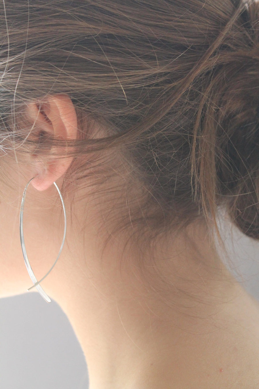 Mary-K - Silver Crossover Earrings