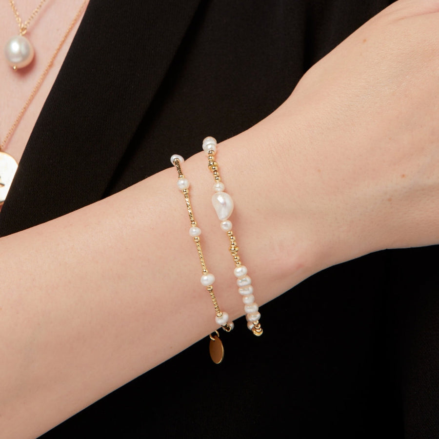 Knight & Day - Gold Beaded & Freshwater Pearl Elasticated Bracelet