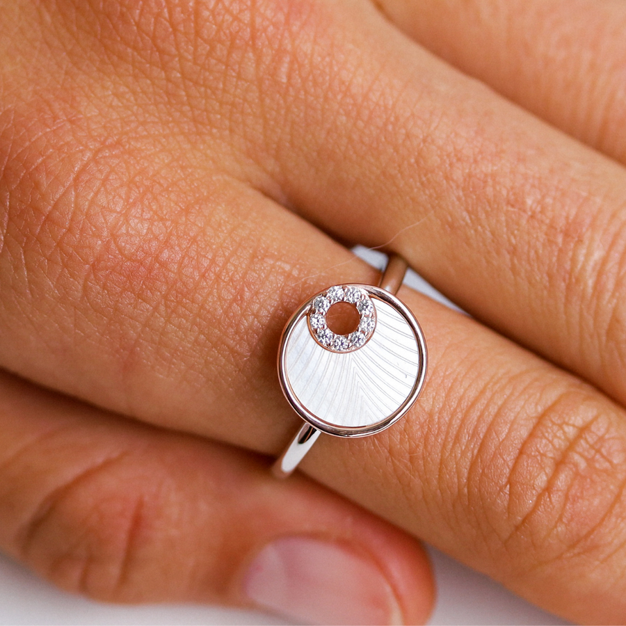 Nana Kay - Shiny Circles Shell Ring