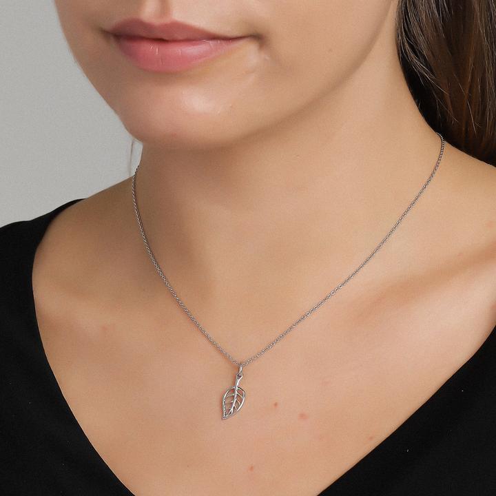 Amazing Jewelry - Silver Leaf Pendant