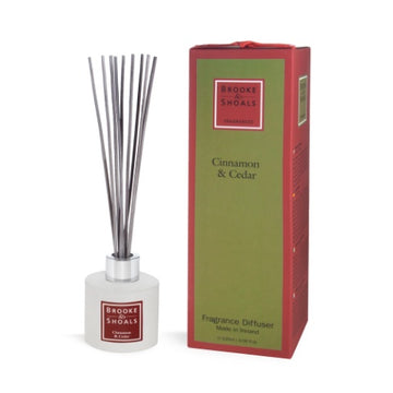 Brooke & Shoals Christmas Diffuser - Cinnamon & Cedar